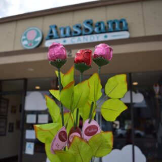 Happy Mother’s Day to all the AusSam Moms out there! ❣️ We are open from 10am-4pm for all your last minute gifts and sweets 🥰

#LiveLifeToTheSweetest #MothersDay #ShopLocal